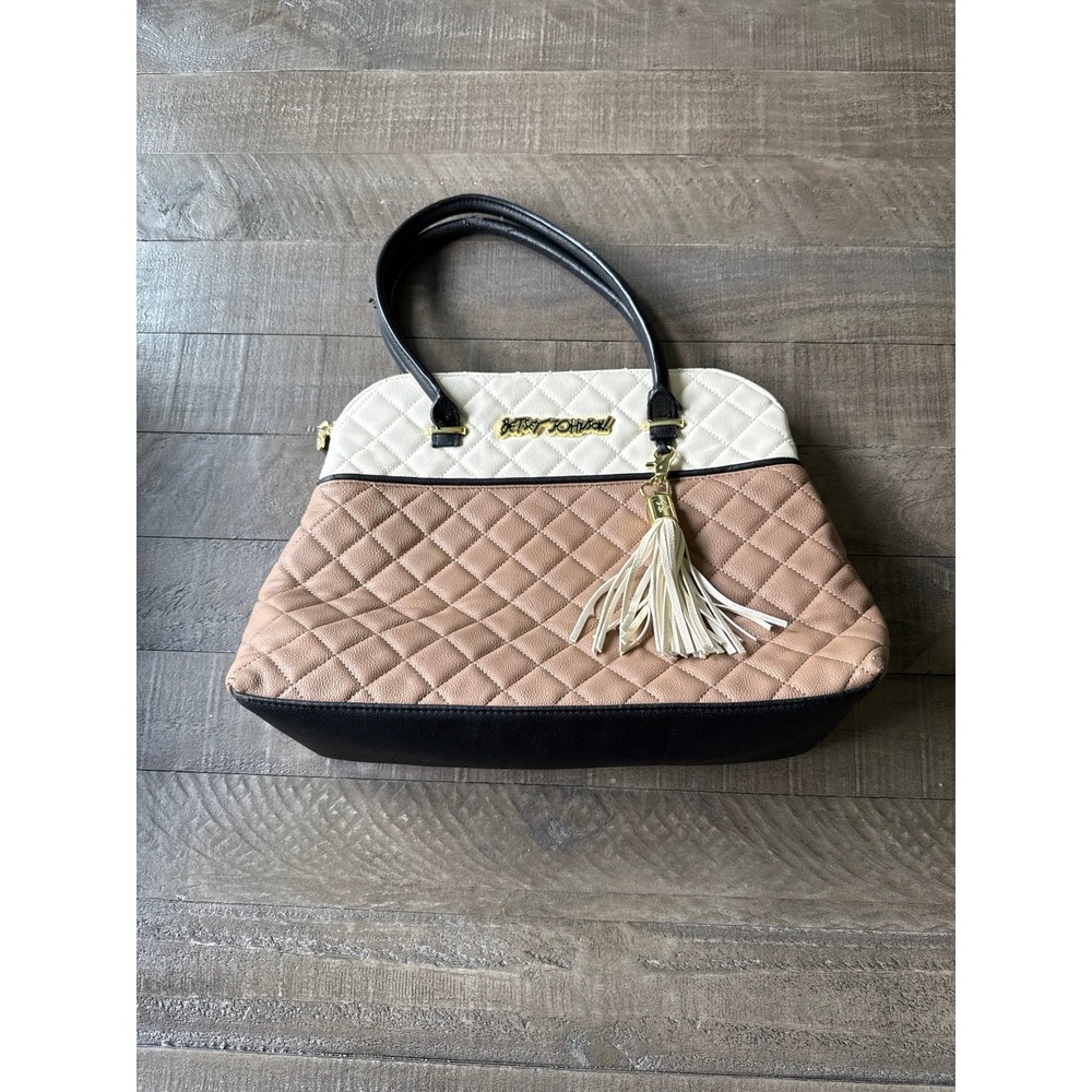Betsey Johnson White Brown Quilted Faux Leather Satchel Bag Tassel Gold‎ Tone